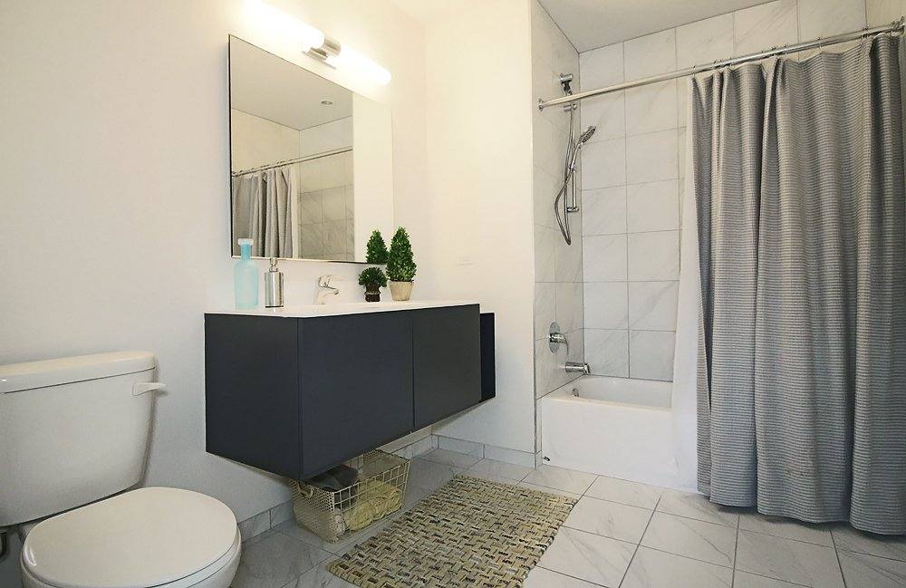 229 W Institute Place #801, Chicago, IL 60610 - Apartment for Rent - Image 2