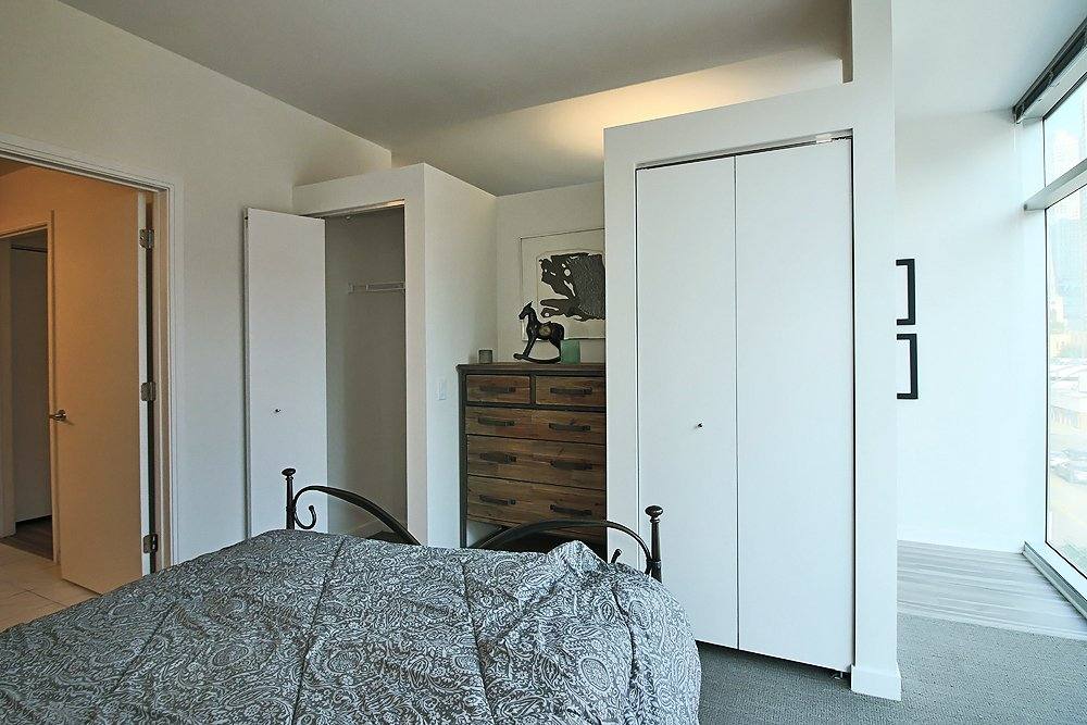 229 W Institute Place #801, Chicago, IL 60610 - Apartment for Rent - Image 10