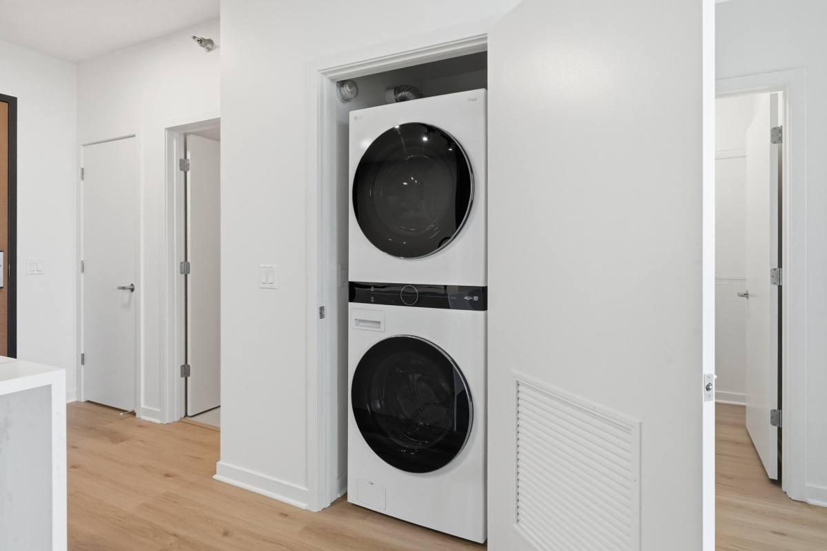 360 N Halsted, Chicago, IL 60654 - Apartment for Rent - Image 7