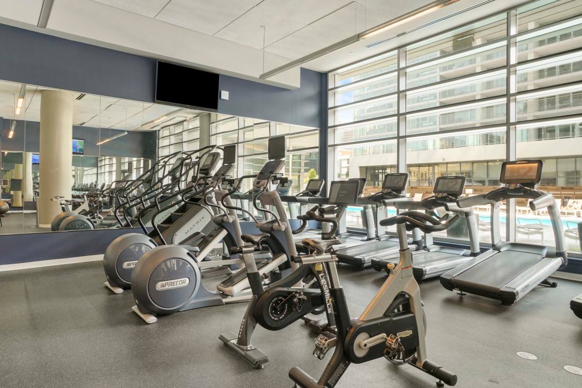 360 N Halsted, Chicago, IL 60654 - Apartment for Rent - Image 8