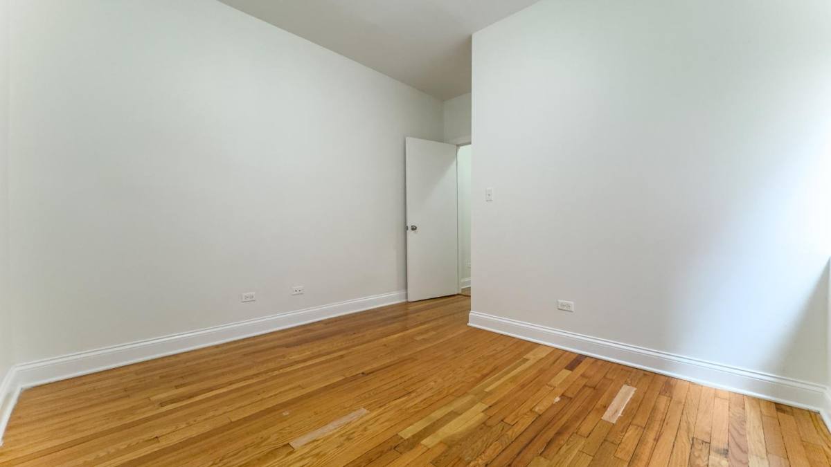 3216 W Argyle St #1, Chicago, IL 60625 - Apartment for Rent - Image 10