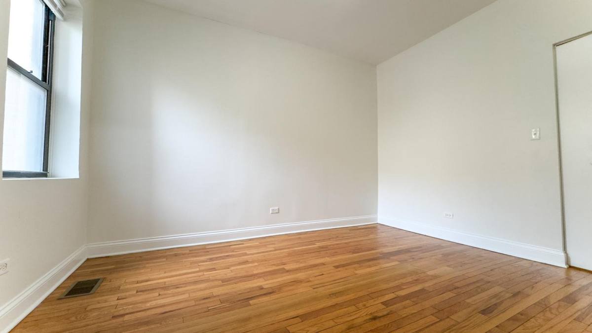 3216 W Argyle St #1, Chicago, IL 60625 - Apartment for Rent - Image 7