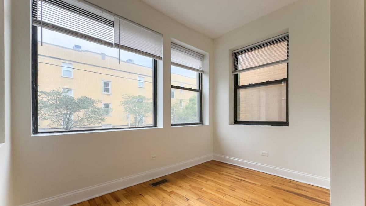 3216 W Argyle St #1, Chicago, IL 60625 - Apartment for Rent - Image 3