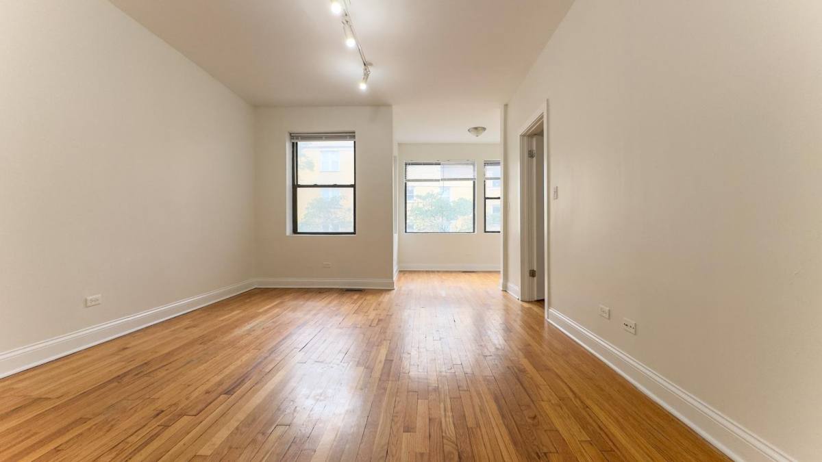 3216 W Argyle St #1, Chicago, IL 60625 - Apartment for Rent - Image 1