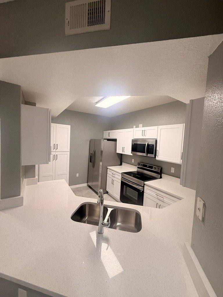 5536 Metrowest Blvd #210, Orlando, FL 32811 - Condo for Rent - Image 4