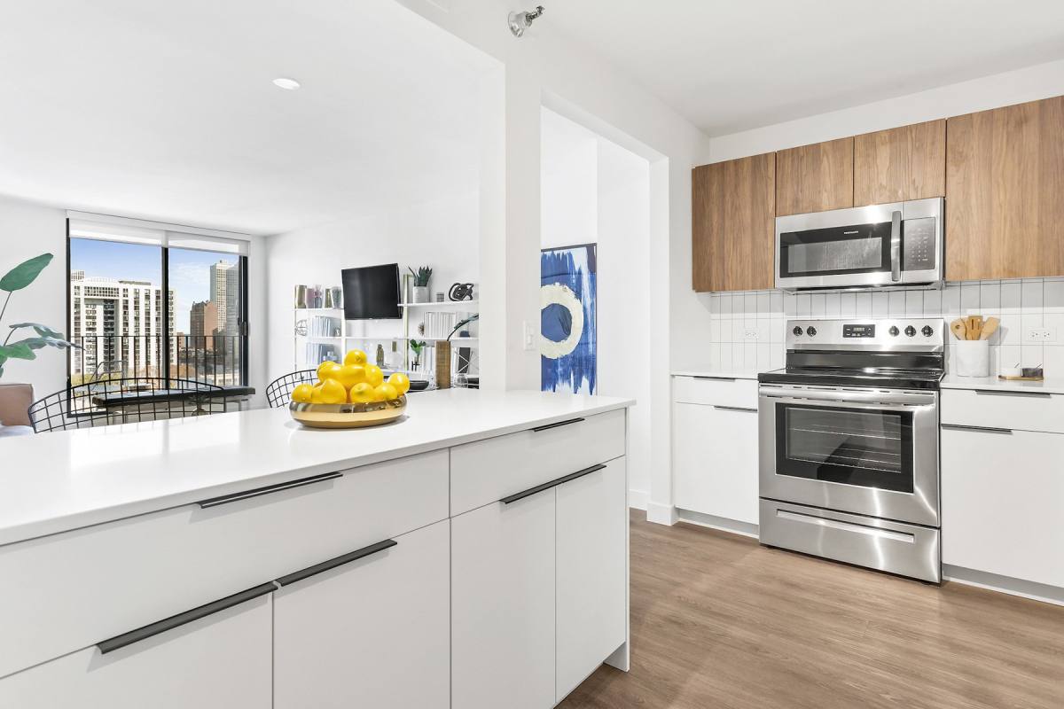 Apartment for rent at 1149 N Wells St #414, Chicago, IL 60610