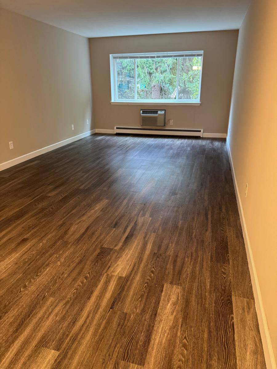 2260 N Summit Ave #212, Milwaukee, WI 53202 - Apartment for Rent - Image 4