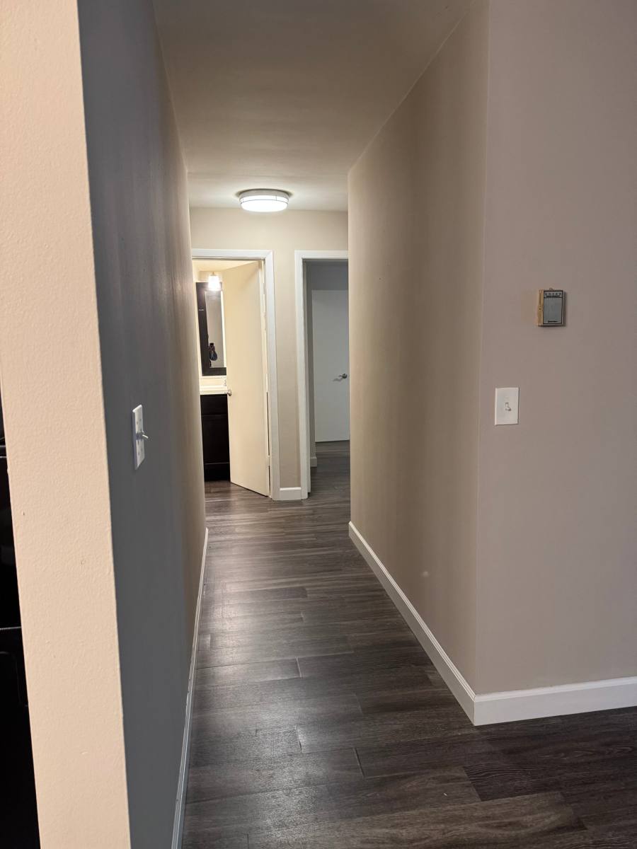 2260 N Summit Ave #212, Milwaukee, WI 53202 - Apartment for Rent - Image 5