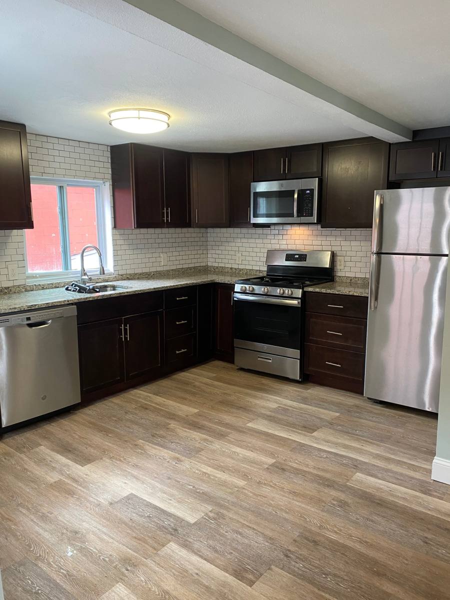 4 Warren St, Haverhill, MA 01830 - Apartment for Rent - Image 3