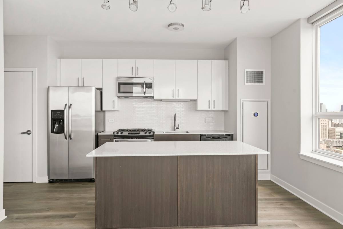 208 S Halsted St #1705, Chicago, IL 60661 - Apartment for Rent - Image 6