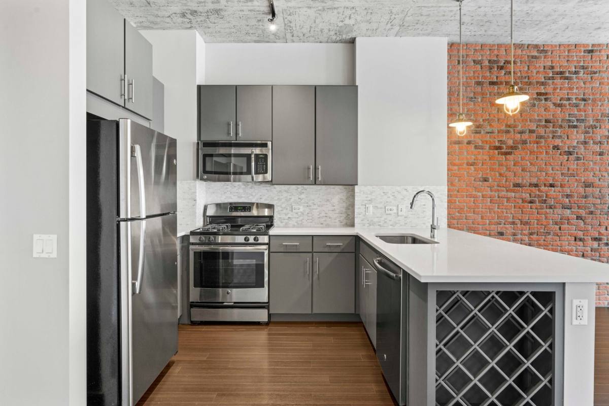 899 S State St #301, Chicago, IL 60605 - Apartment for Rent - Image 3