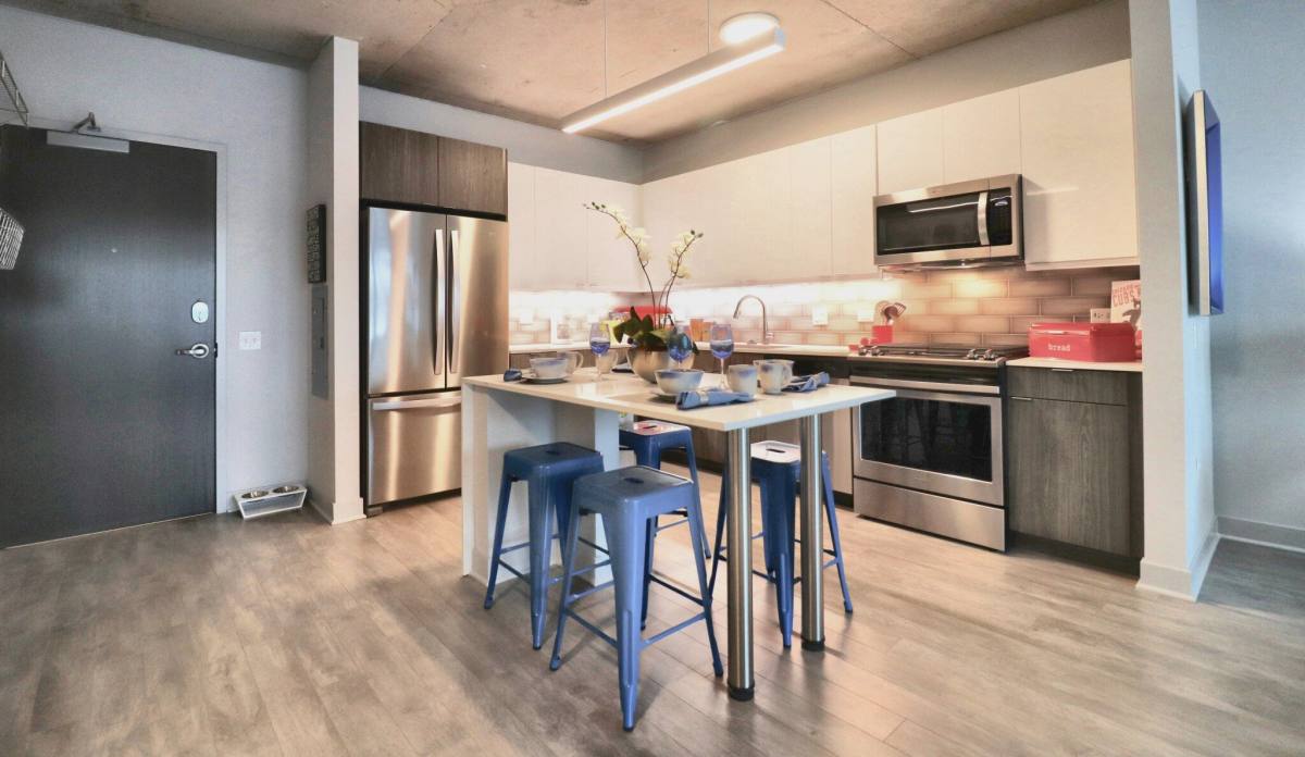 1052 W Waveland Ave #505, Chicago, IL 60613 - Apartment for Rent - Image 4