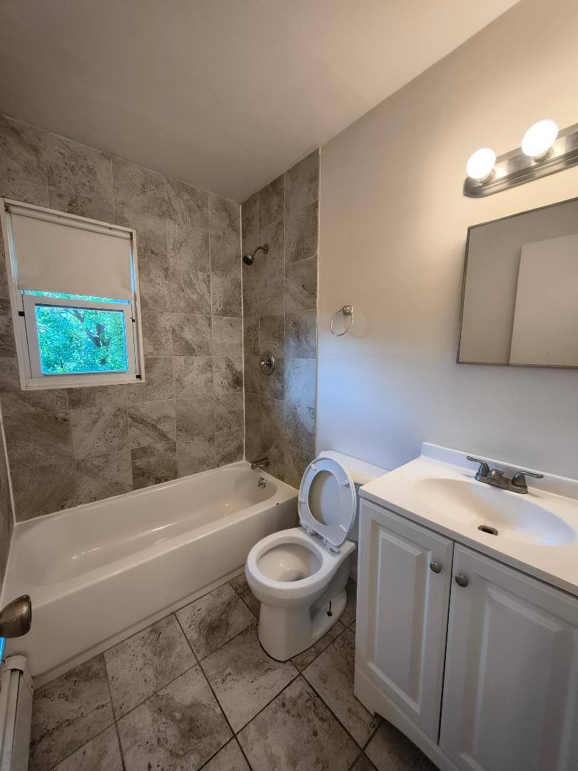 Apartment for rent at 15 Kempton St #UL, New Brunswick, NJ 08901