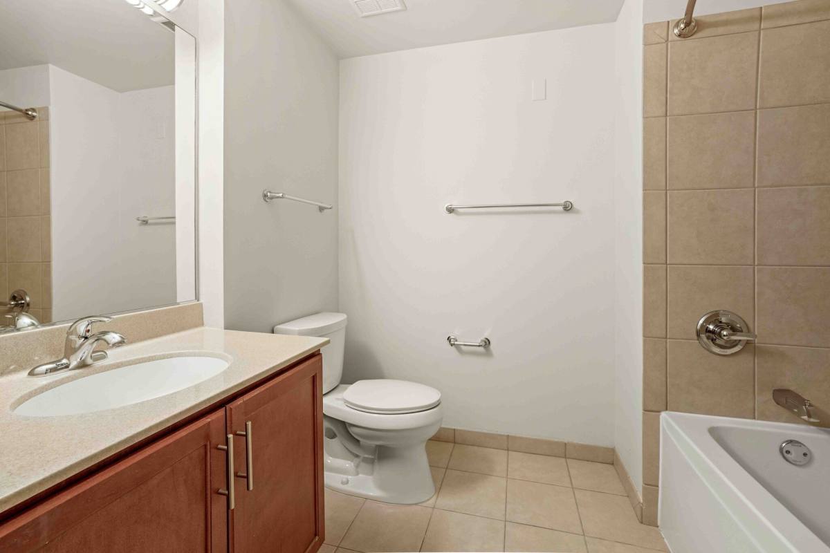 555 W Kinzie St, Chicago, IL 60654 - Apartment for Rent - Image 6