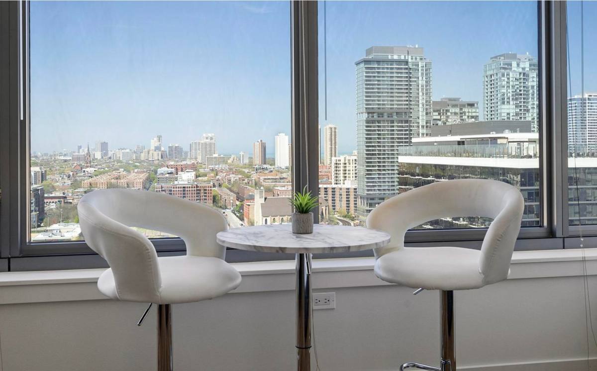325 W Chestnut St, Chicago, IL 60610 - Apartment for Rent - Image 7