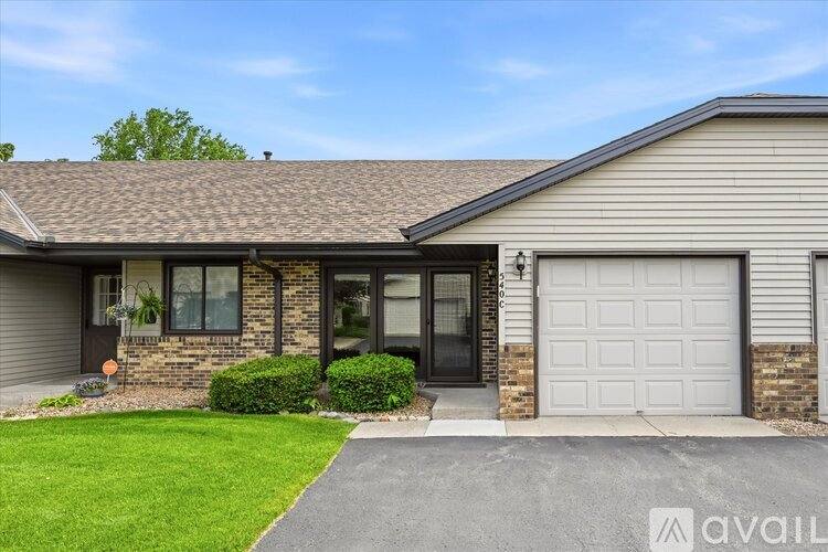 Townhouse for rent at 540 Auburn Place NW, Elk River, MN 55330