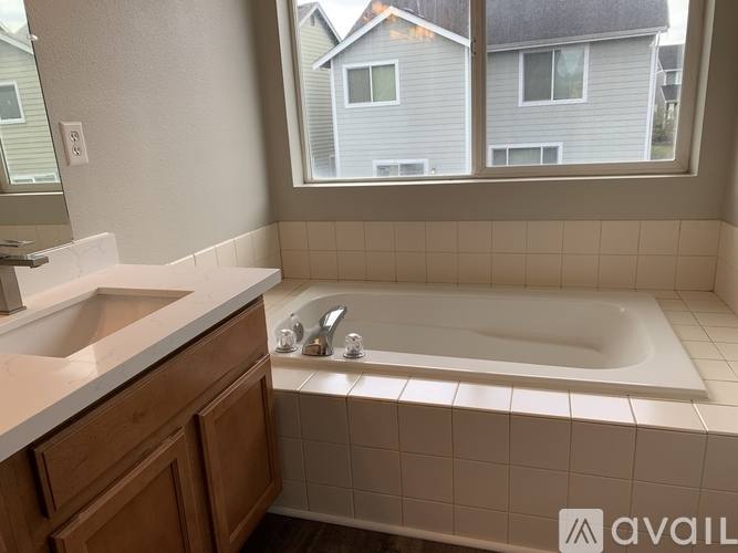 11308 184th St E, Puyallup, WA 98374 - House for Rent - Image 6