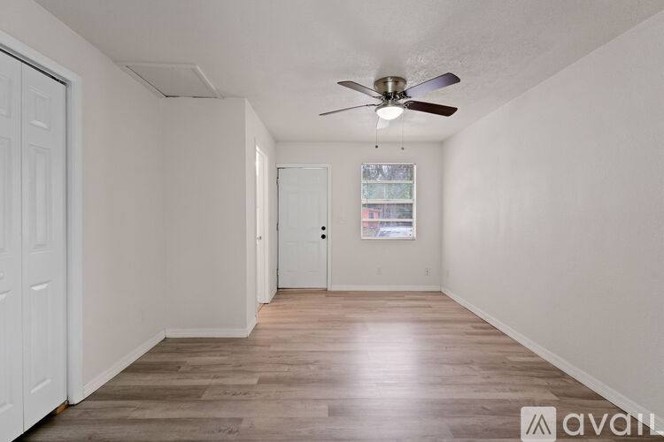 910 Jones St #C, Clearwater, FL 33755 - Apartment for Rent - Image 6