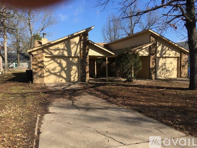 Apartment for rent at 1309 Southridge Court, Fort Smith, AR 72908