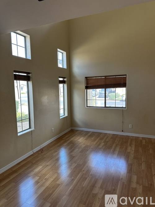 1054 S Fargo St, Chandler, AZ 85286 - House for Rent - Image 5