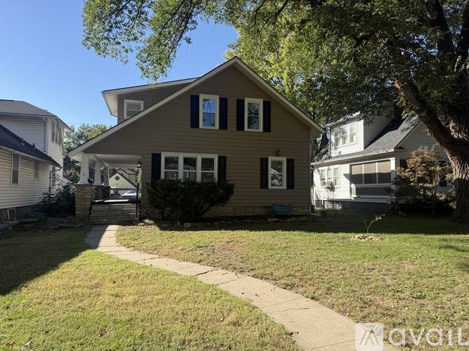 House for rent at 1259 SW High Ave, Topeka, KS 66604