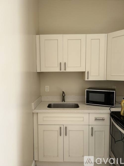 2513 NW 19th St #4, Fort Lauderdale, FL 33311 - Apartment for Rent - Image 5