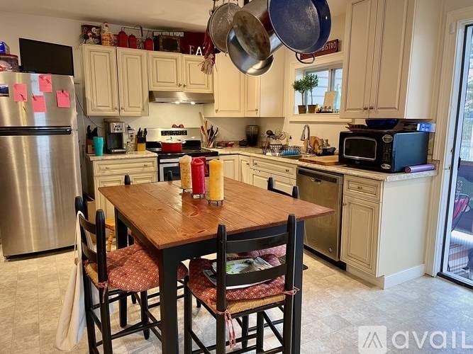 88 Kingwood Stockton Rd #4, Stockton, NJ 08559 - Apartment for Rent - Image 3