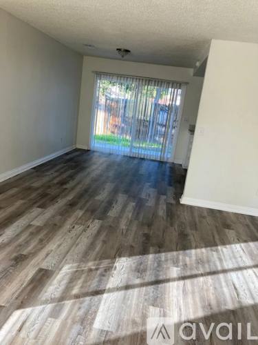 25981 Columbia St #B, Hemet, CA 92544 - Apartment for Rent