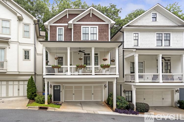 House for rent at 822 Grove Bend, Decatur, GA 30030