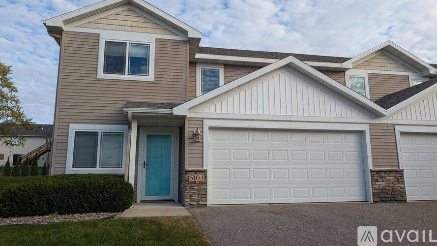 Townhouse for rent at 5103 61st St NW, Rochester, MN 55901