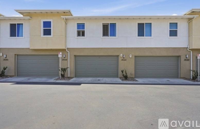 2044 Bluestone Circle, Chula Vista, CA 91913 - Townhouse for Rent - Image 8