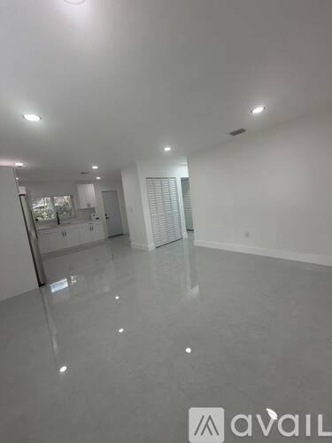 426 NE 166th St #428, Miami, FL 33162 - Apartment for Rent - Image 4