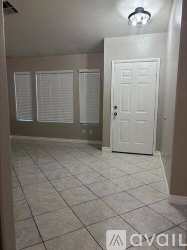 1528 Hollow Tree Dr, North Las Vegas, NV 89032 - House for Rent - Image 4