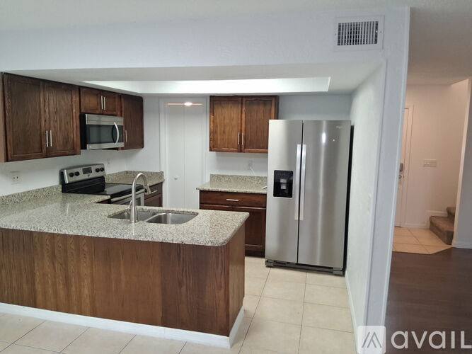 House for rent at 6883 Whitman Court, Sarasota, FL 34243