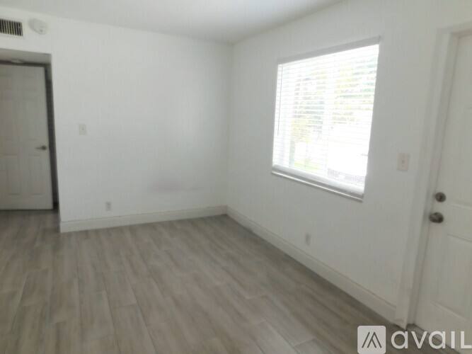825 NE 6th St #3, Fort Lauderdale, FL 33304 - Apartment for Rent - Image 7
