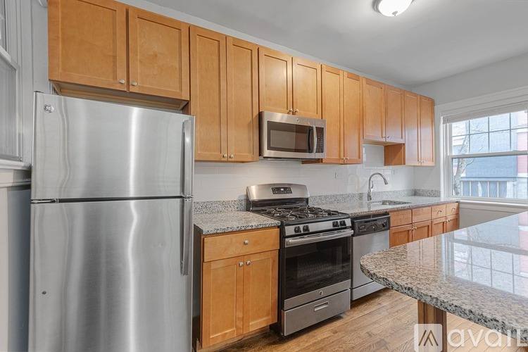 1100 W Glenlake Ave, 1st Floor, Chicago, IL 60660 - Apartment for Rent