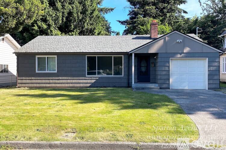 Apartment for rent at 419 7th Ave NE, Puyallup, WA 98372