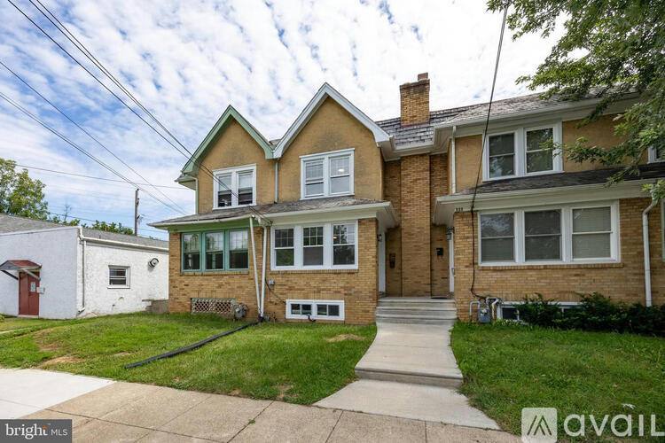 337 Stuart Ave, Downingtown, PA 19335 - Townhouse for Rent - Image 6