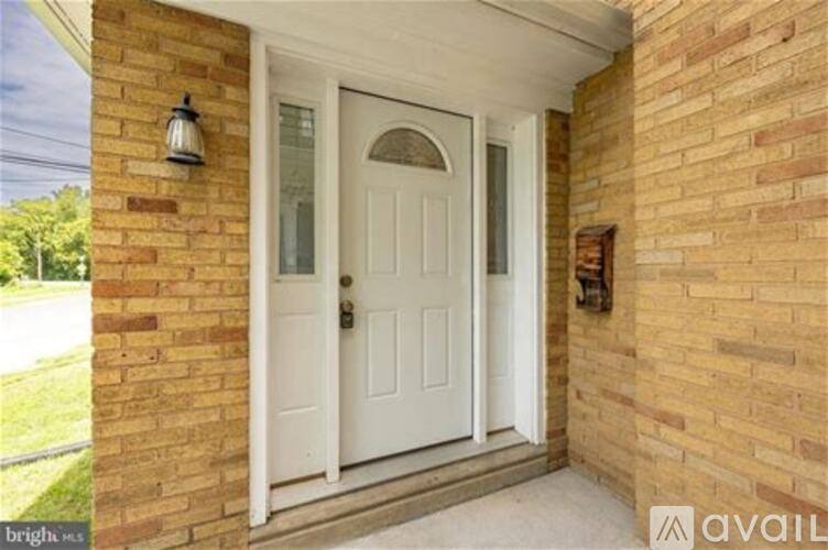 337 Stuart Ave, Downingtown, PA 19335 - Townhouse for Rent - Image 4