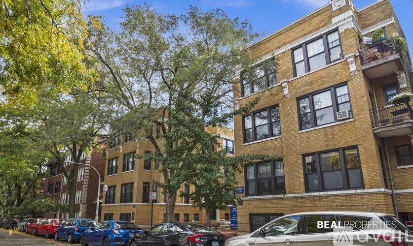 723 W Barry Ave #721-5-A2, Chicago, IL 60657 - Apartment for Rent - Image 3