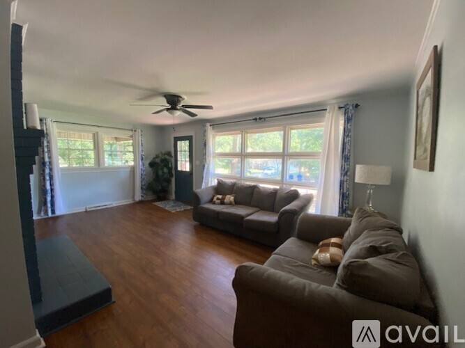 122 S Pleasant St, Angier, NC 27501 - House for Rent - Image 3