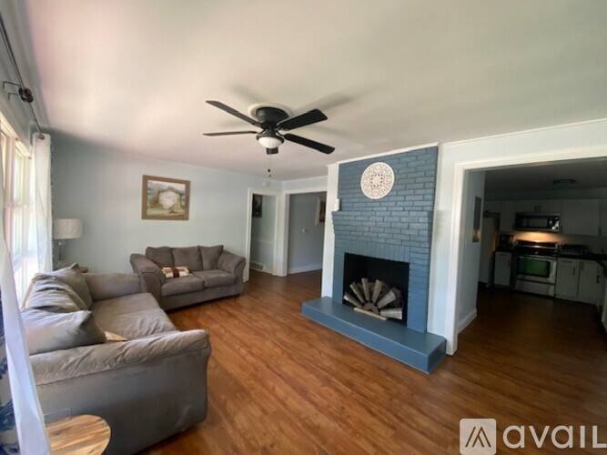 122 S Pleasant St, Angier, NC 27501 - House for Rent - Image 2