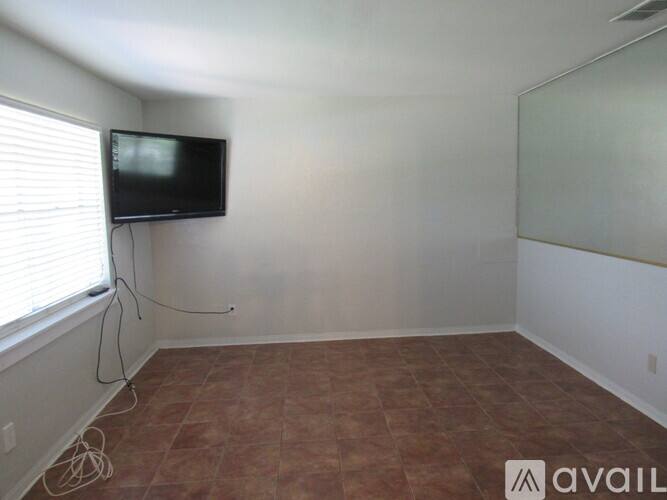 507 Grandview Ave #B, Ormond Beach, FL 32176 - Apartment for Rent - Image 2