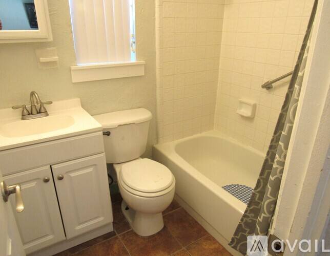 507 Grandview Ave #B, Ormond Beach, FL 32176 - Apartment for Rent - Image 8