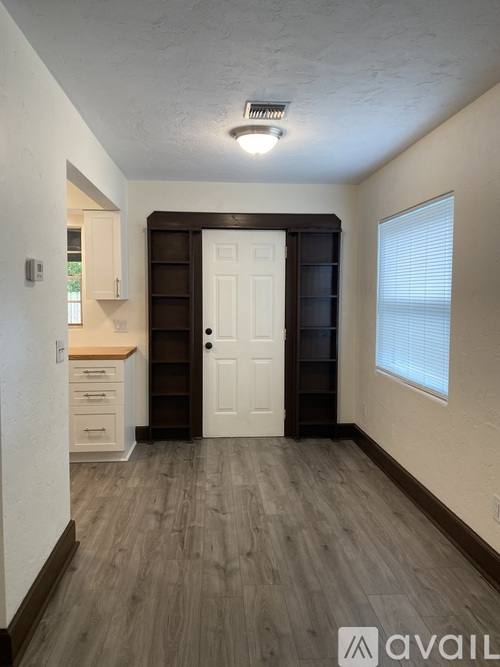 115 SE 9th St, Gainesville, FL 32601 - House for Rent - Image 6