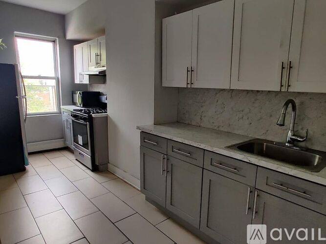 176 Armstrong Ave #2, Jersey City, NJ 07305 - Apartment for Rent - Image 3