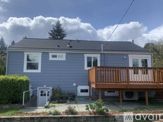 7302 29th Ave SW #2, Seattle, WA 98126 - Apartment for Rent