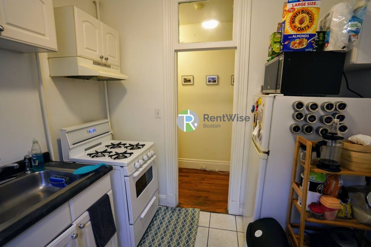 110 Warren St #9, Brighton, MA 02135 - Apartment for Rent - Image 7