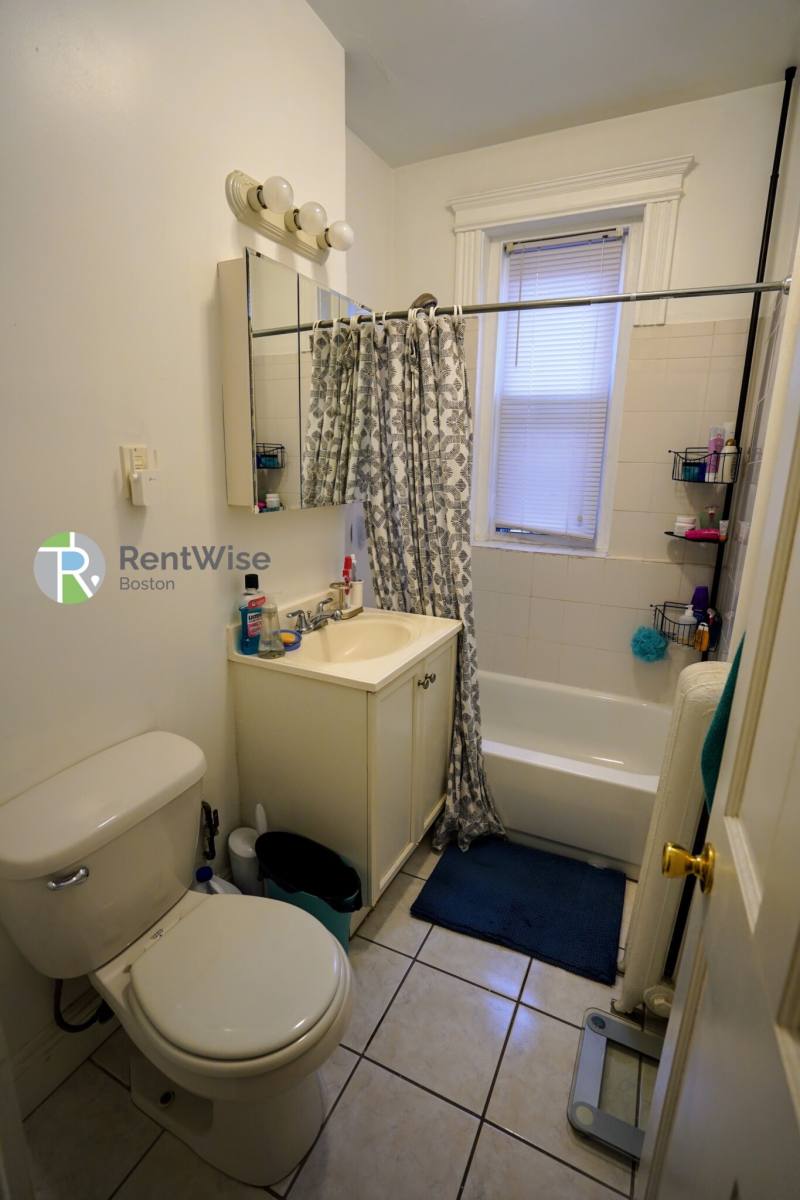 110 Warren St #9, Brighton, MA 02135 - Apartment for Rent - Image 9