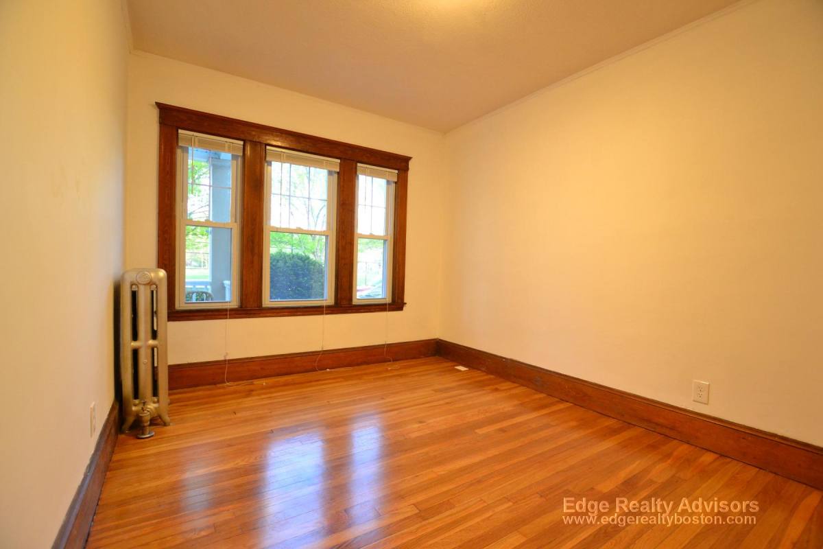 242 Lake St #1, Brighton, MA 02135 - House for Rent - Image 9